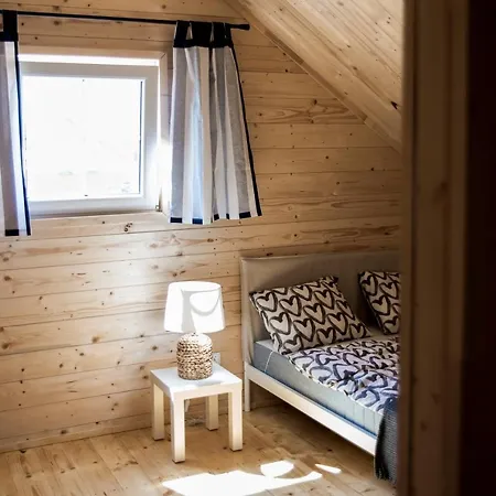 Scandinavia 度假居 *